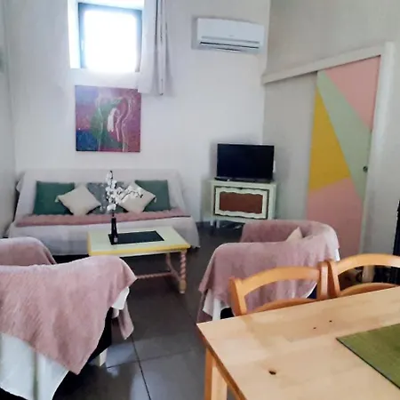 De Charme Dans Mas Catalan Apartment