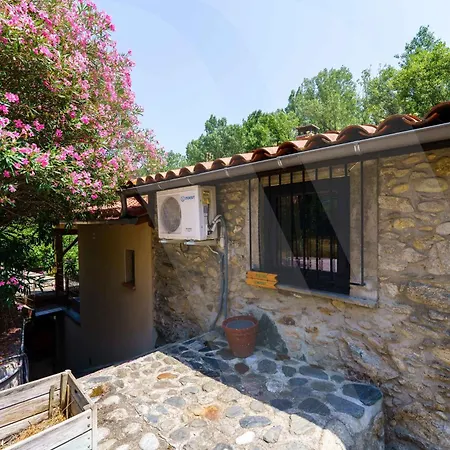 Appartamento Gîte Mas des Étourneau, Prades by Welhomy